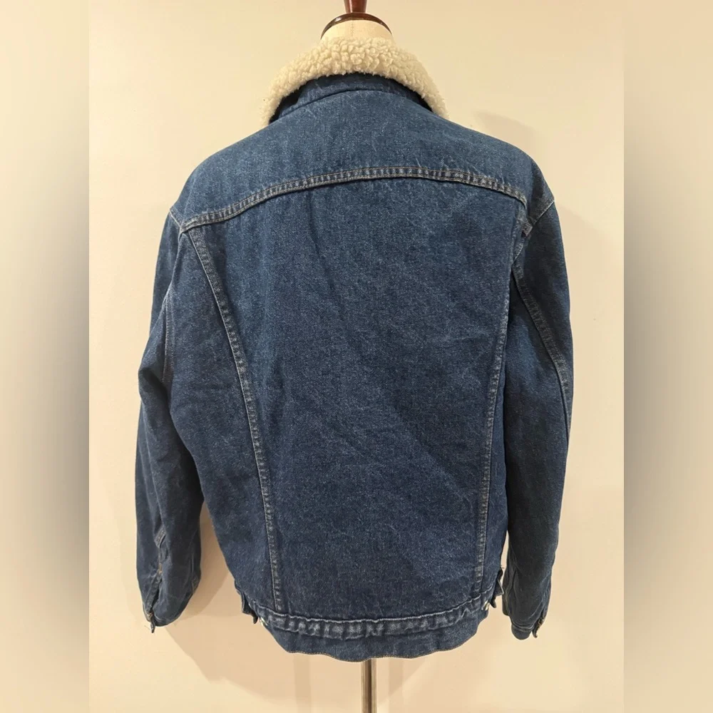 Vintage Levi's Sherpa lined Jean jacket